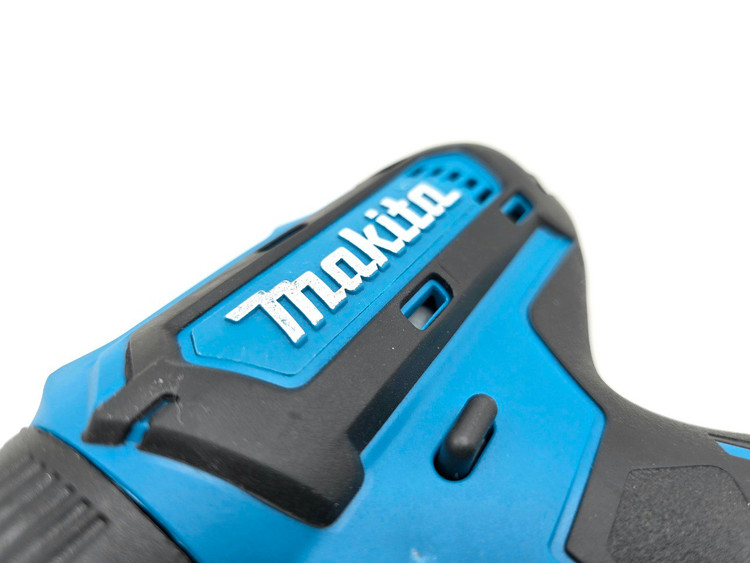 خرید و قیمت مجموعه دریل شارژی چکشی ۱۸۸ ولت طرح ماکیتا مدل ۲۷_۲۶۱